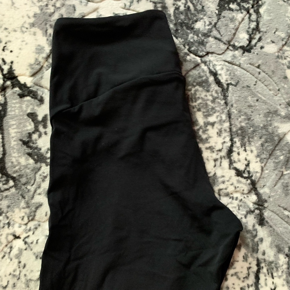 Zyia Leggings - Picture 2 of 3